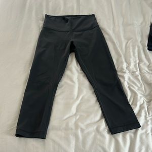 Lululemon Wunder Under leggings